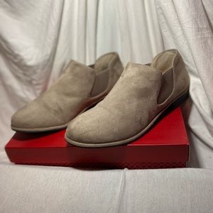 Kelly & Katie - Booties - Below Ankle- Gray Suede - Women’s Size 8